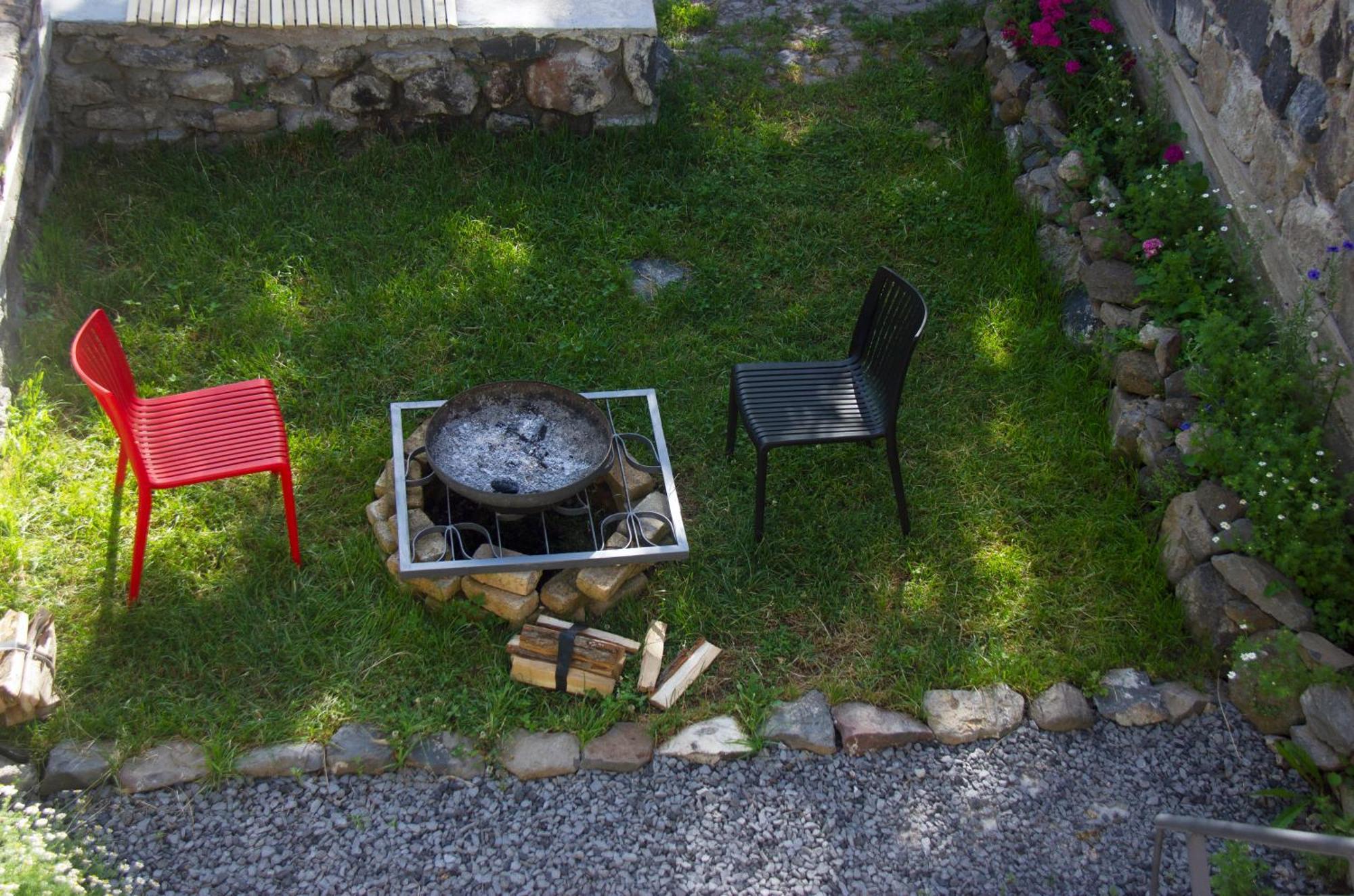 Zove Rural With Garden Views Apartment K'arashamb